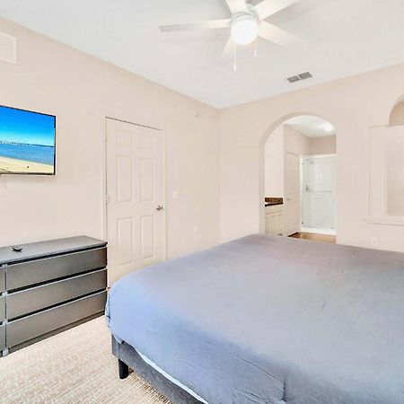 Luxury 2Br Condo - Pool & Hot Tub - Near Disney Orlando Buitenkant foto
